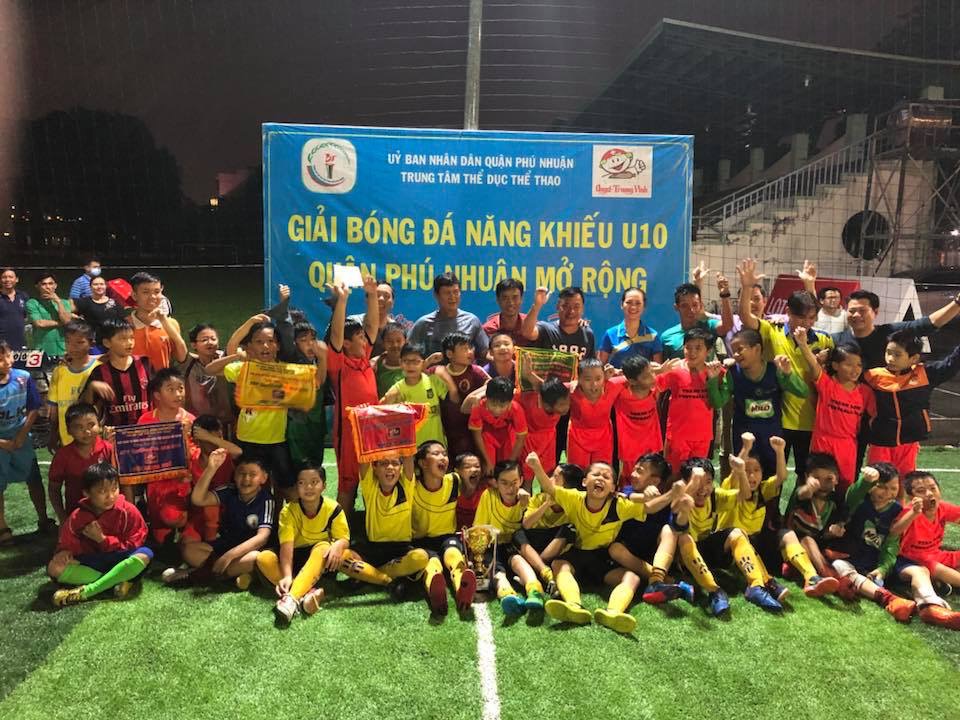 Giải Bóng đá năng khiếu U10 quận Phú Nhuận mở rộng mừng xuân Mậu Tuất Cúp Angst – Trường Vinh năm 2018