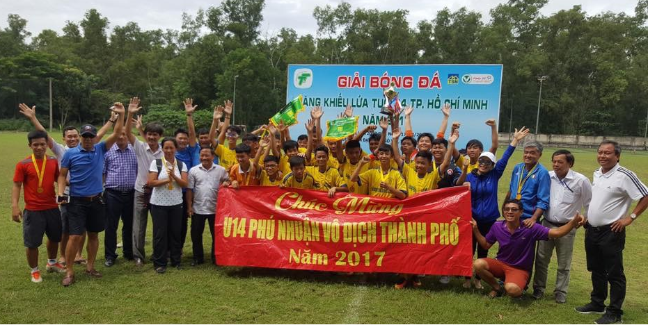 Quận Phú Nhuận vô địch giải bóng đá năng khiếu lứa tuổi 14 TPHCM năm 2017